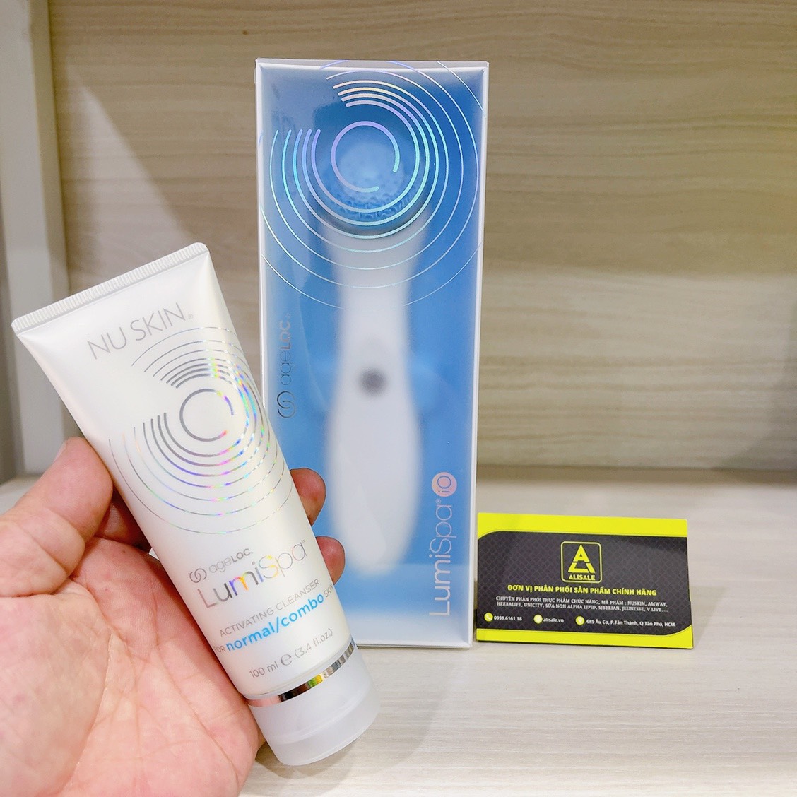 Máy Rửa Mặt Lumipsa iO Nuskin Da Thường Nomal